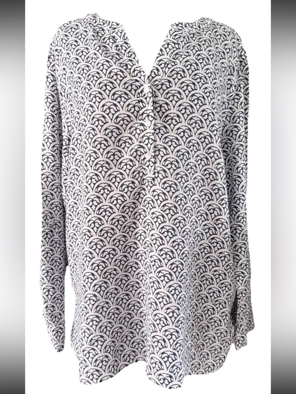 Talbots Linen Camp Shirt Blue & White Tile Print Size XL Roll-Tab Sleeves